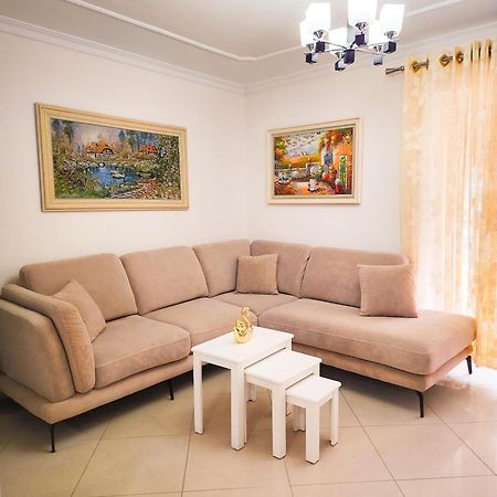 Apartment Sweet New Pazar 地拉那 外观 照片