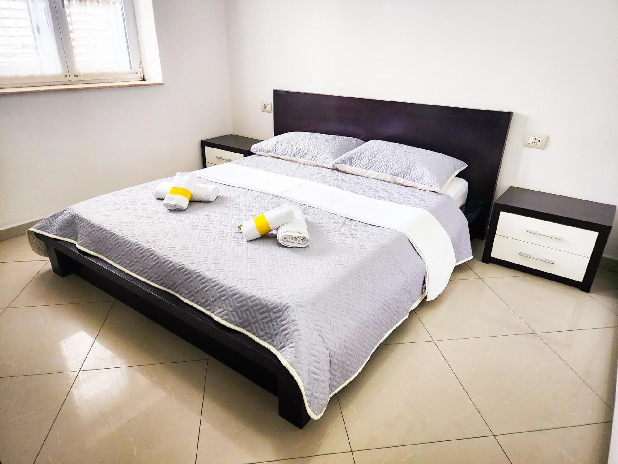 Apartment Sweet New Pazar 地拉那 外观 照片